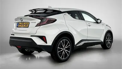 Wit Occasion 2019 Toyota C-HR Executive SUV | € 21.745 (Eerlijke prijs)