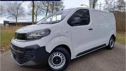 Occasion 2025 Opel Vivaro-e Combi Comfort Van | € 39.295 (Eerlijke prijs)