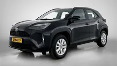 Zwart Gebruikt 2023 Toyota Yaris Cross Active SUV | € 24.445 (Eerlijke prijs)