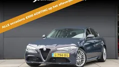 Grijs Gebruikt 2019 Alfa Romeo Giulia Super Sedan | € 24.885 (Goede deal)