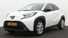 Gebruikt 2023 Toyota Aygo Pulse Hatchback | € 17.945 (Eerlijke prijs)