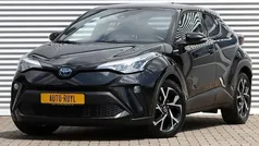 Zwart Gebruikt 2021 Toyota C-HR Team SUV | € 23.890 (Eerlijke prijs)