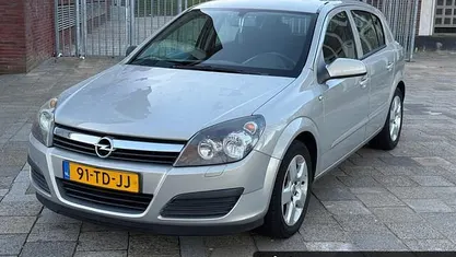 Gebruikt 2006 Opel Astra Business Hatchback | € 1.950 (Eerlijke prijs)