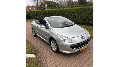 Grijs Gebruikt 2006 Peugeot 307 CC Cabriolet | € 3.750 (Eerlijke prijs)