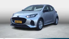 Grijs Gebruikt 2025 Mazda 2 Center-Line Hatchback | € 26.295 (Eerlijke prijs)