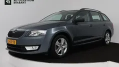 Grijs Gebruikt 2015 Skoda Octavia Business Line Stationwagen | € 8.999 (Eerlijke prijs)