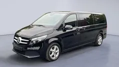 Zwart Gebruikt 2023 Mercedes V220 Avantgarde Edition MPV | € 52.500 (Goede deal)