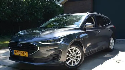 Grijs Occasion 2022 Ford Focus Stationwagen | € 12.900 (Eerlijke prijs)