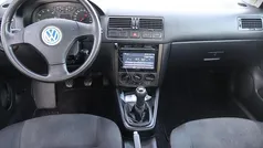 Grijs Gebruikt 2001 VW Bora Sedan | € 985 (Eerlijke prijs)