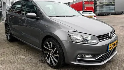 Occasion 2014 VW Polo Comfortline Hatchback | € 6.950 (Eerlijke prijs)