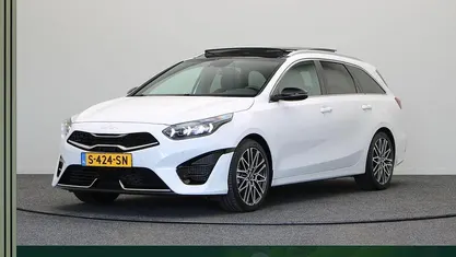 Occasion Kia Ceed Sportswagon GT 161 PK (118 kW) 2023 Wit Stationwagen