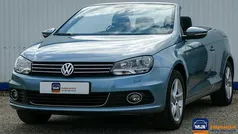 Blauw, metallic lak Gebruikt 2011 VW Eos Comfortline Cabriolet | € 7.995 (Eerlijke prijs)