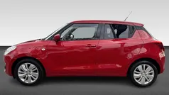Rood Gebruikt 2020 Suzuki Swift Hatchback | € 13.430 (Eerlijke prijs)