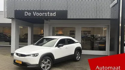 Artic white (licht wit) Gebruikt 2021 Mazda MX30 SUV | € 13.900 (Goede deal)
