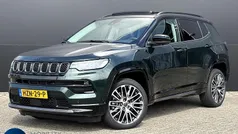 Groen, metallic lak Nieuw 2025 Jeep Compass Summit SUV | € 42.900 (Eerlijke prijs)