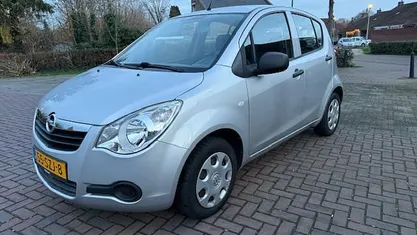 Grijs Occasion 2011 Opel Agila Selection Hatchback | € 3.890 (Eerlijke prijs)