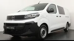 Wit Nieuw 2025 Opel Vivaro-e Combi Van | € 37.945 (Eerlijke prijs)