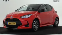 Rood Gebruikt 2021 Toyota Yaris Hybrid Edition Hatchback | € 21.945 (Eerlijke prijs)