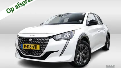 Occasion Peugeot e-208 Active 100 kW (136 PK) 2022 Wit Hatchback