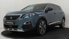 Groen, metallic lak Gebruikt 2019 Peugeot 5008 GT-line MPV | € 19.425 (Eerlijke prijs)