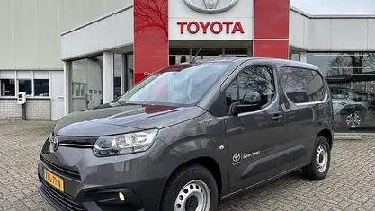 Gebruikt 2023 Toyota Proace City City MPV | € 22.900 (Eerlijke prijs)