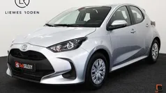 Gebruikt 2025 Toyota Yaris Hybrid Comfort Hatchback | € 25.950 (Eerlijke prijs)