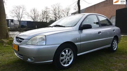 Occasion 2003 Kia Rio Sedan | € 1.699 (Eerlijke prijs)