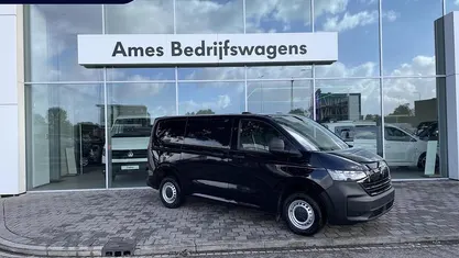 Gebruikt 2024 VW Transporter Life Van | € 34.995 (Eerlijke prijs)
