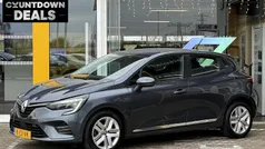 Gebruikt 2021 Renault Clio V Komfort Hatchback | € 13.745 (Eerlijke prijs)