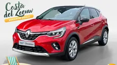 Twotone rouge flamme / noir e (donker rood) Gebruikt 2021 Renault Captur Intens SUV | € 22.935 (Eerlijke prijs)