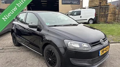 Zwart Occasion 2011 VW Polo Hatchback | € 4.850 (Goede deal)