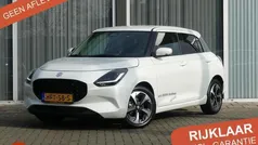 Wit Nieuw 2025 Suzuki Swift Style Hatchback | € 26.250 (Eerlijke prijs)