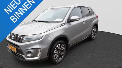 Occasion 2023 Suzuki Vitara Style SUV | € 25.895 (Eerlijke prijs)