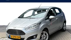 Grijs Gebruikt 2014 Ford Fiesta Titanium Hatchback | € 10.950 (Eerlijke prijs)