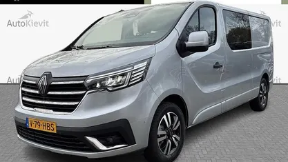 Grijs Occasion 2024 Renault Trafic MPV | € 38.950 (Eerlijke prijs)