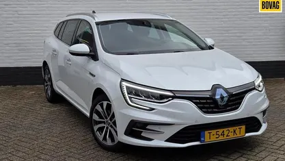 Occasion Renault Mégane GrandTour Techno 140 PK (102 kW) 2023 Wit (metallic) Stationwagen