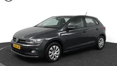 Grijs Gebruikt 2021 VW Polo Comfortline Hatchback | € 17.345 (Eerlijke prijs)