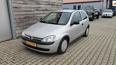 Grijs Gebruikt 2002 Opel Corsa Eco Hatchback | € 1.750 (Eerlijke prijs)
