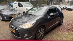 Grijs, metallic lak Gebruikt 2014 Citroën DS3 Cabriolet So Chic Cabriolet | € 7.790 (Eerlijke prijs)