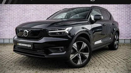 Zwart Gebruikt 2020 Volvo XC40 R-Design SUV | € 26.894 (Eerlijke prijs)