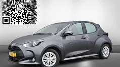 Grijs Gebruikt 2023 Toyota Yaris Active Hatchback | € 21.445 (Eerlijke prijs)