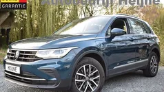Blauw Gebruikt 2022 VW Tiguan Life SUV | € 29.745 (Super prijs)