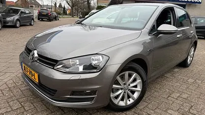 Occasion 2015 VW Golf VII Trendline Hatchback | € 11.250 (Eerlijke prijs)