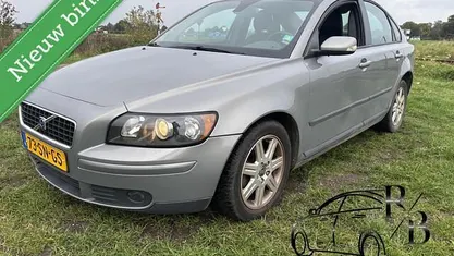 Grijs Gebruikt 2006 Volvo S40 Sedan | € 1.899 (Goede deal)