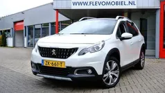 Wit Gebruikt 2019 Peugeot 2008 Allure SUV | € 10.750 (Eerlijke prijs)