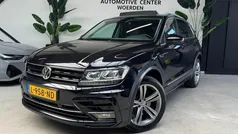 Zwart Gebruikt 2017 VW Tiguan R-line SUV | € 26.999 (Eerlijke prijs)