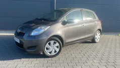 Grijs Gebruikt 2011 Toyota Yaris Cool Hatchback | € 4.480 (Eerlijke prijs)