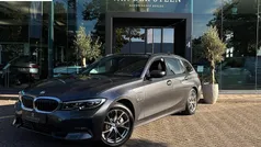 Gebruikt 2022 BMW 330e Executive Stationwagen | € 37.545 (Eerlijke prijs)