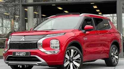 Occasion Mitsubishi Outlander Instyle 306 PK (225 kW) 2026 SUV