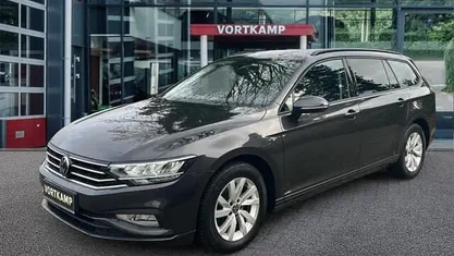 Gebruikt 2021 VW Passat Stationwagen | € 23.500 (Eerlijke prijs)